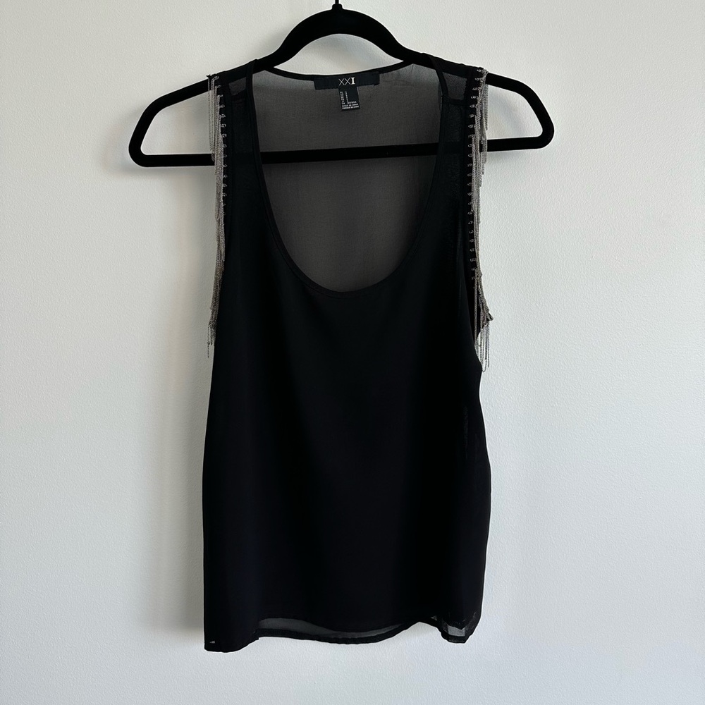 Forever 21 XXI Sleeveless Top with hanging chain fringe in black | Size Small